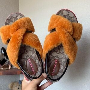Coach Fur Sandals Womens Size 8.5